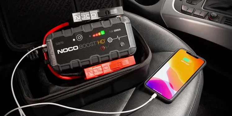 GB70  2000A 12V Boost HD UltraSafe Jump Starter