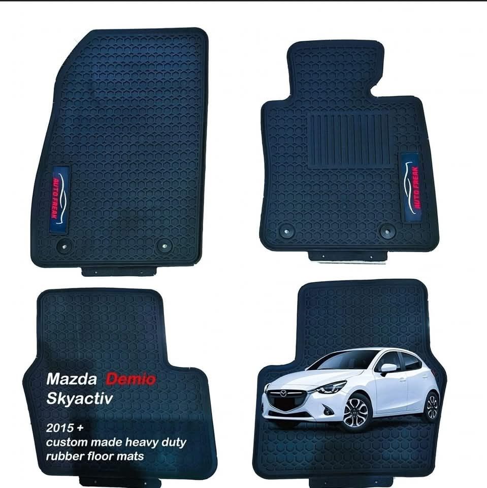 Mazda Demio/2 Custom Made Rubber Floor Mats