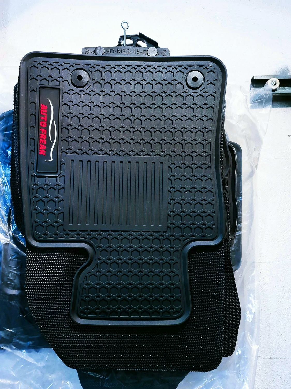 Mazda Demio/2 Custom Made Rubber Floor Mats