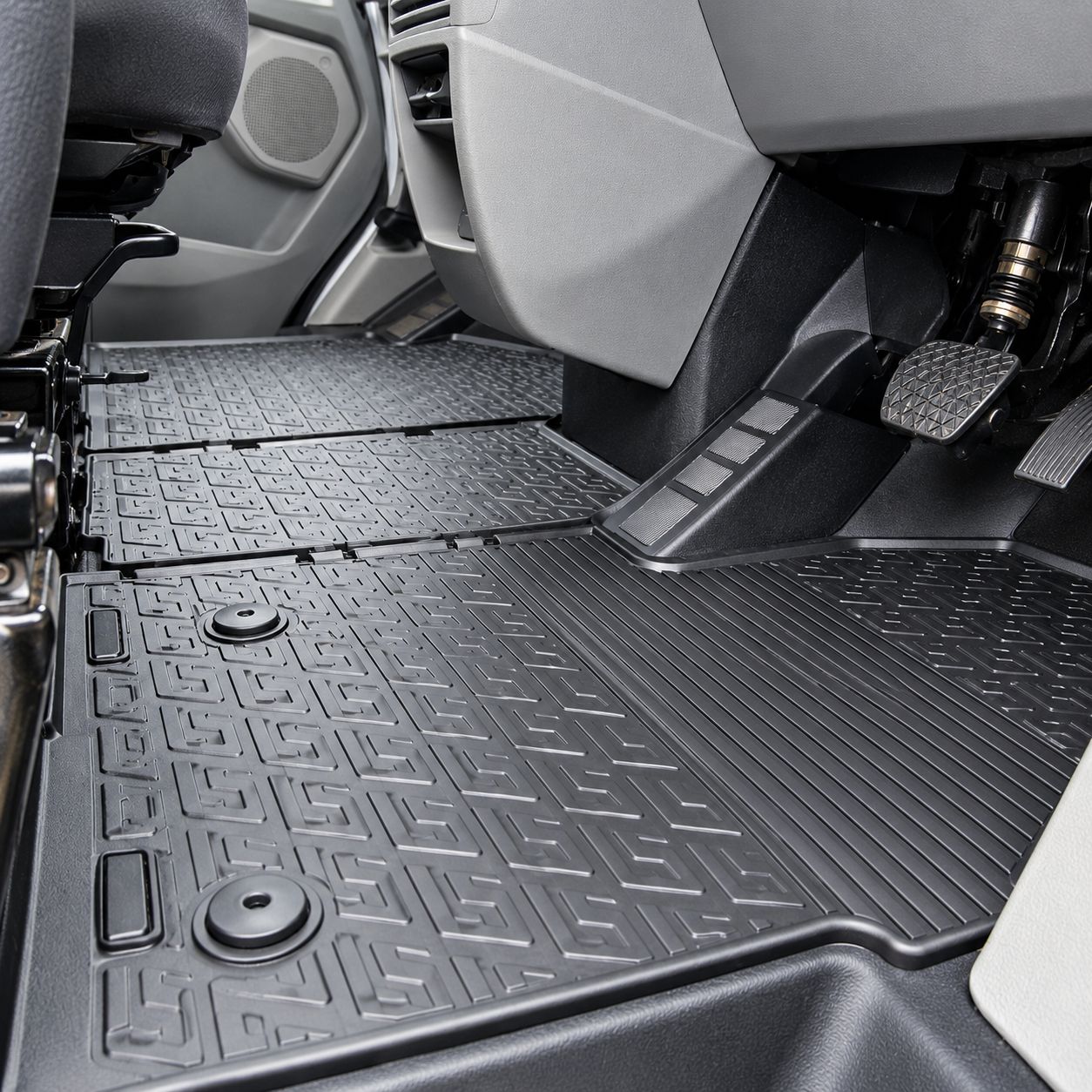 Gledring RHD 0291 Ford Transit Custom V710 Rubber Floor Mats 2024+ – Manual – 3pc