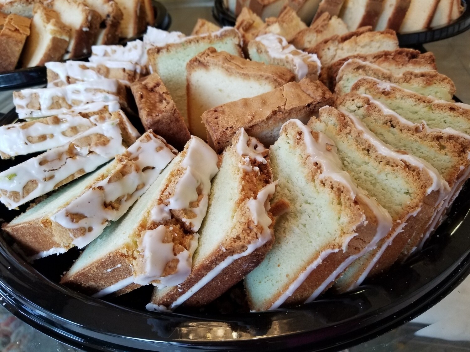 Assorted Tray with 23 Slices (LOCAL PICK UP ONLY)