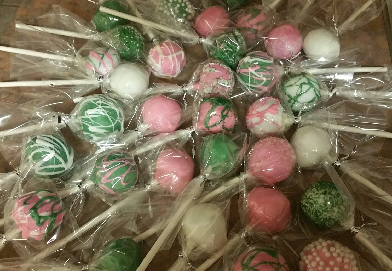 Assorted Flavor Pound Cake Pops (Order of 12 Pops)