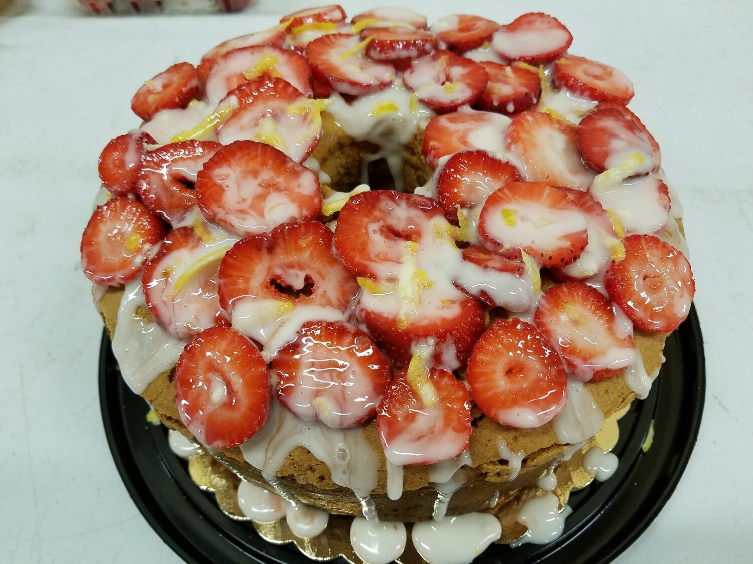 Valentine's Day Strawberry Lemonade ROUND - LOCAL PICK UP ONLY