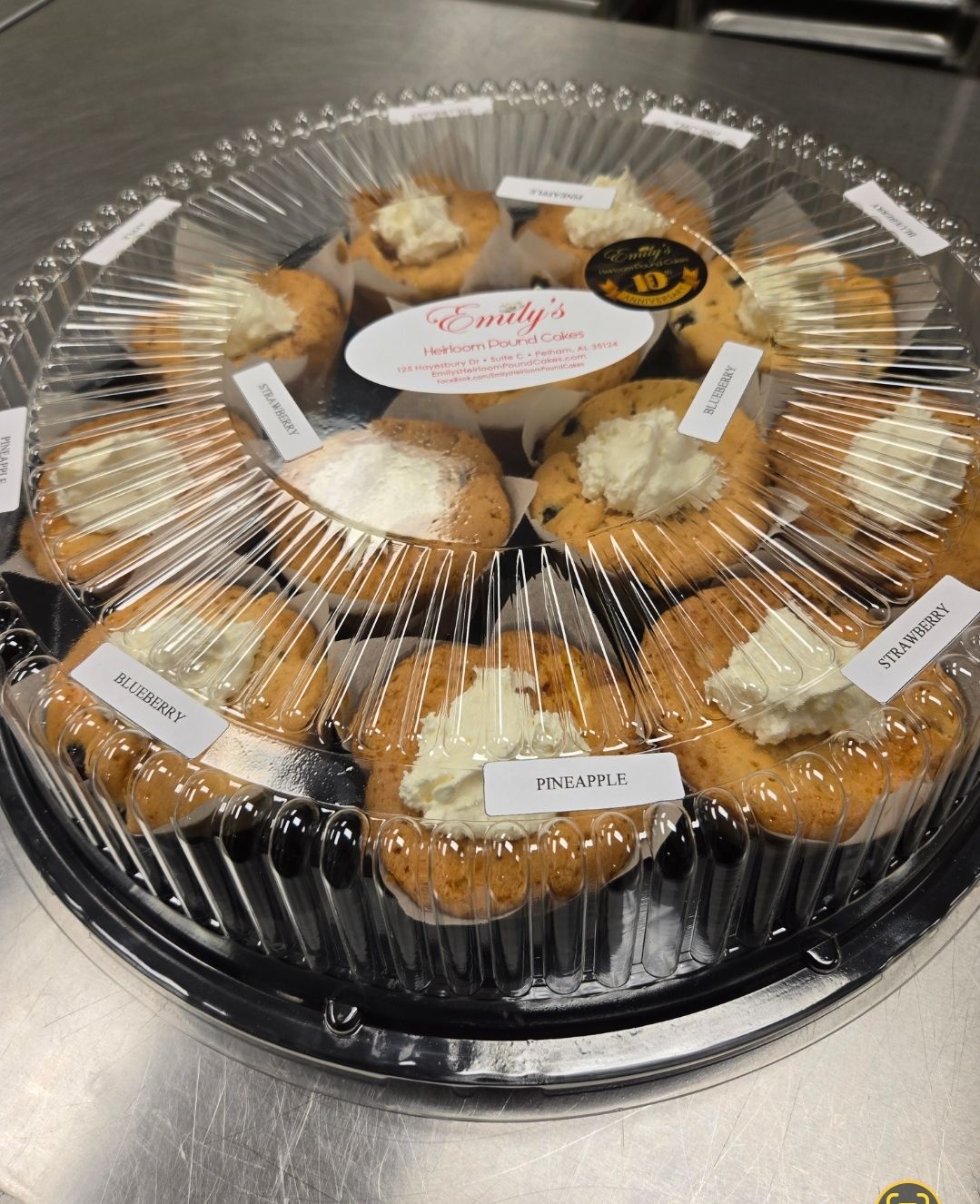 12 Jumbo Muffins - LOCAL PICK UP 12 Jumbo Muffins - LOCAL PICK UP