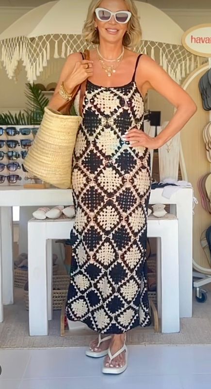 Crochet midi dress - black and ivory