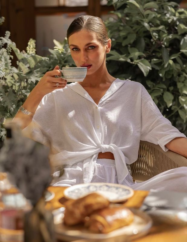 Luxury linen tie front shirt in White