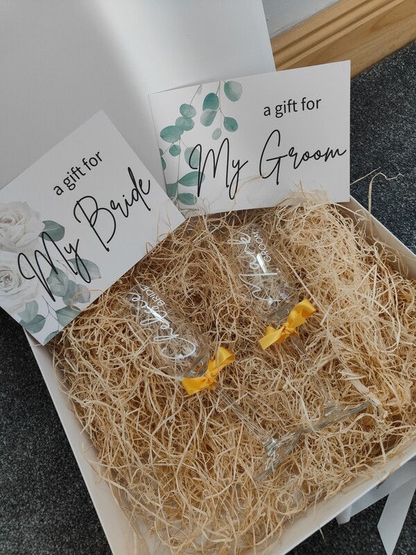 Bridal Couple Flute Gift Box
