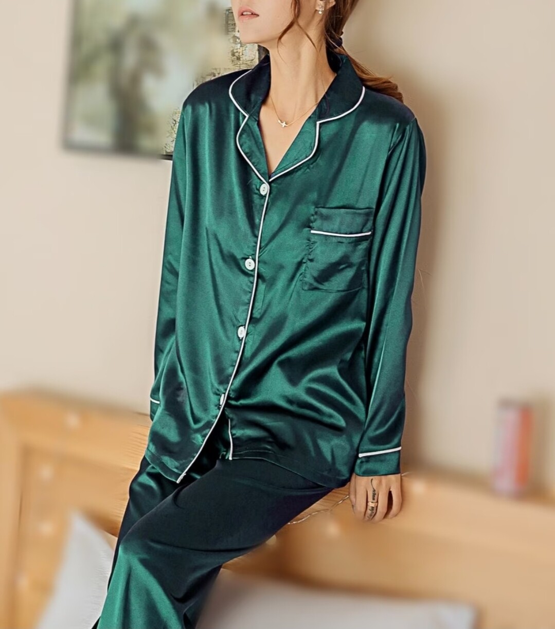 Forest Green Long Sleeve Satin Pyjamas (text only)