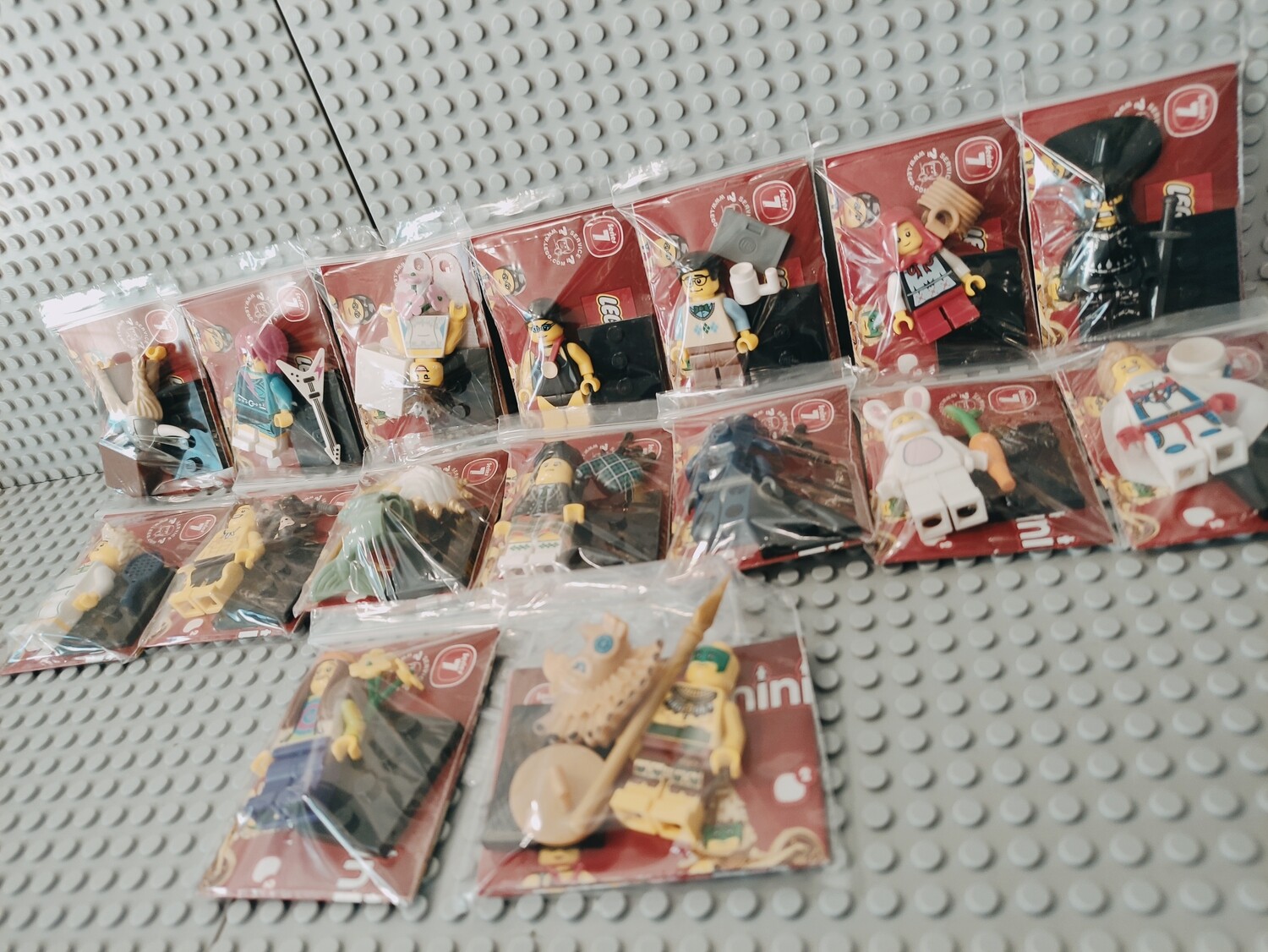 Lego Minifigures Serie 7 komplett - 16 Figuren
