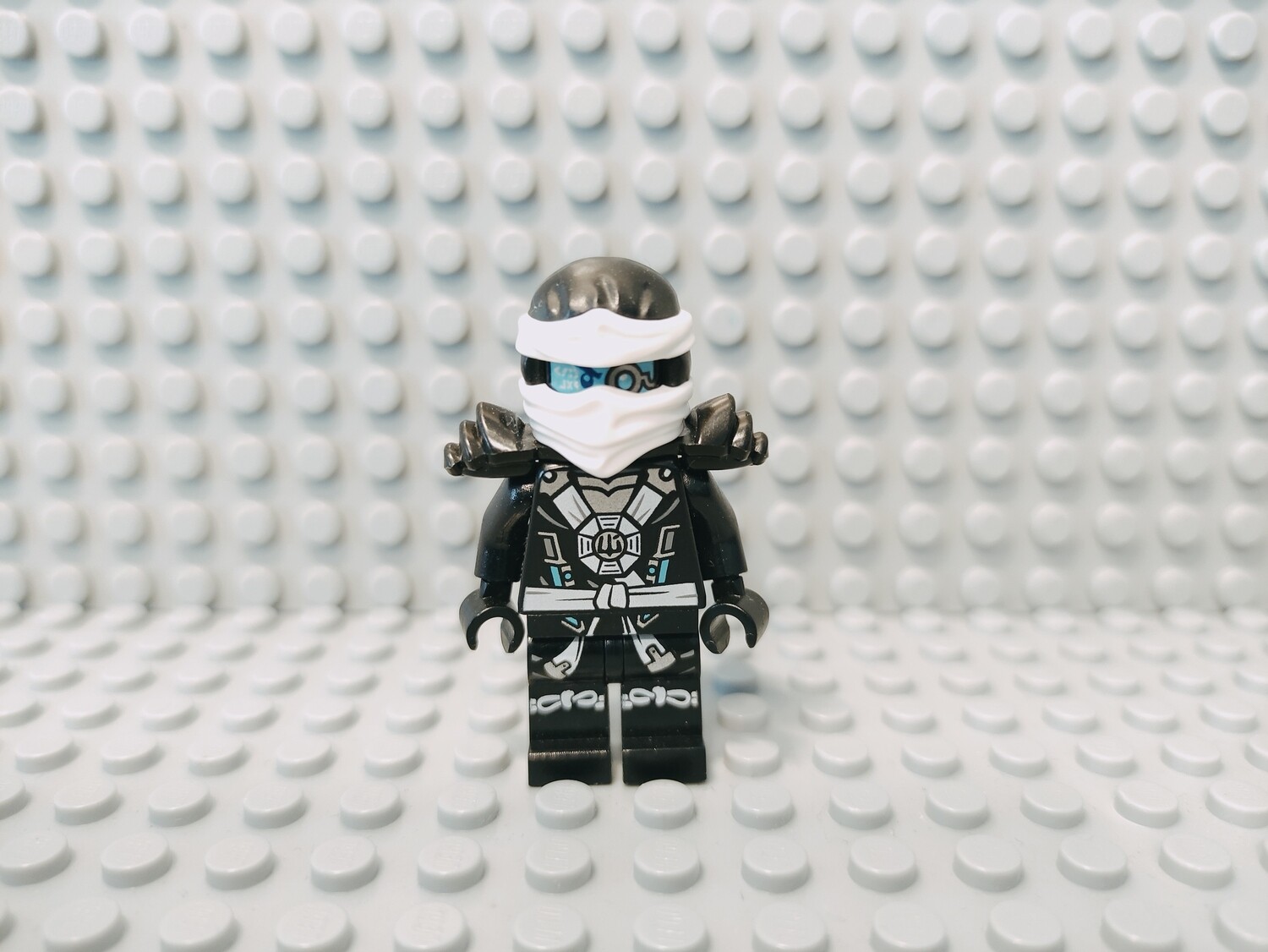 Lego Ninjago Minifigur Zane Possession