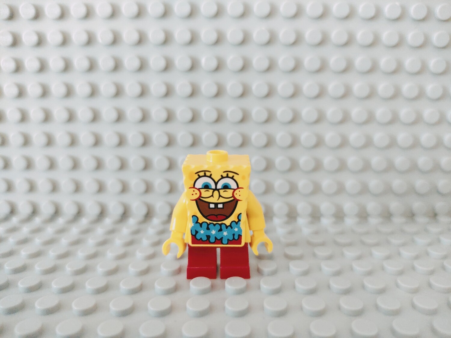 Lego SpongeBob Minifigur SpongeBob Blue Lei