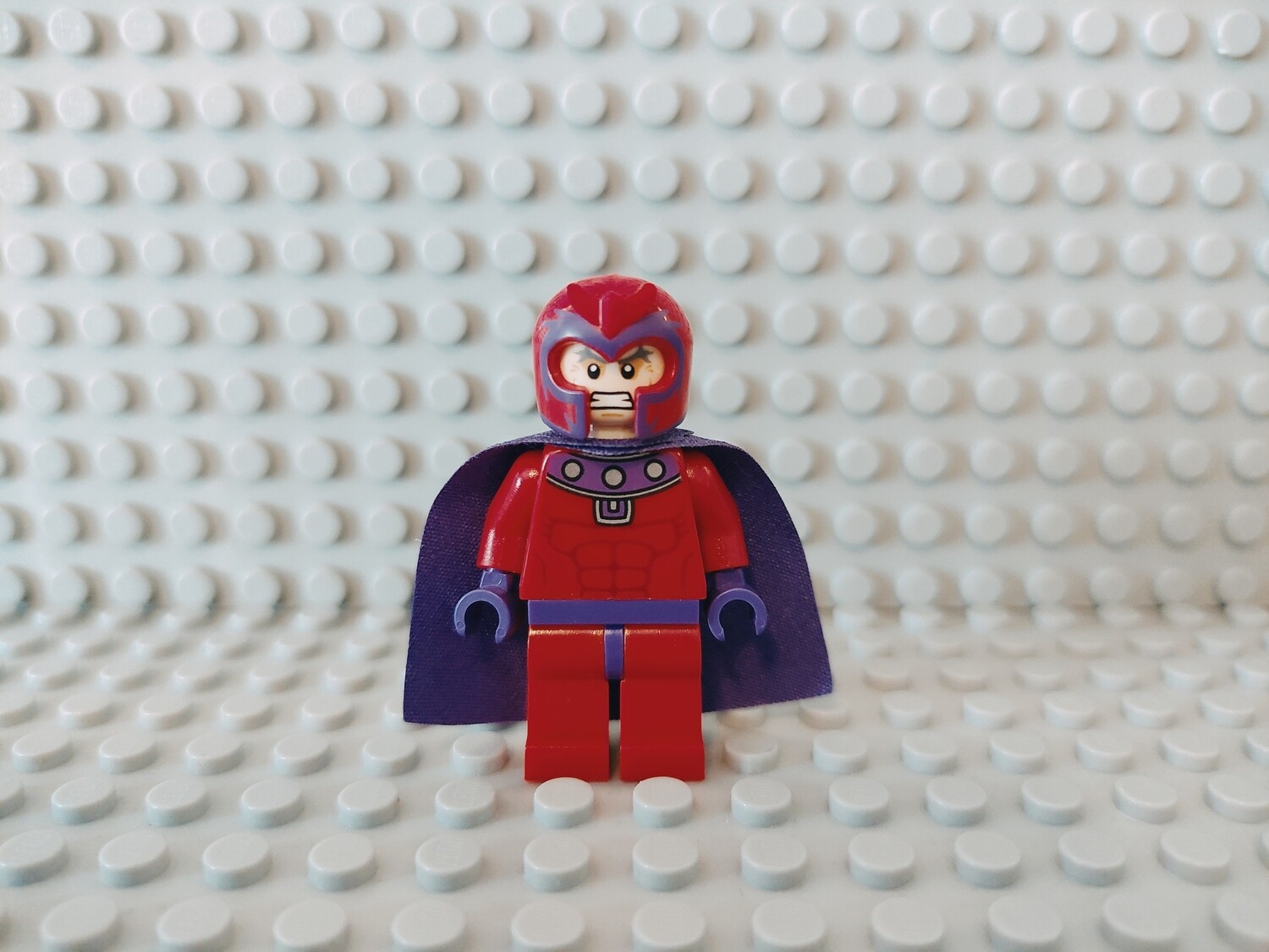 Lego Super Heroes Minifigur Magneto