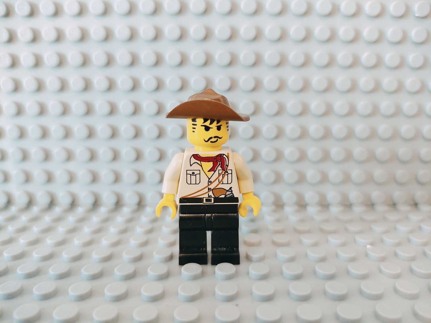 Lego Orient Expedition Minifigur Johnny Thunder