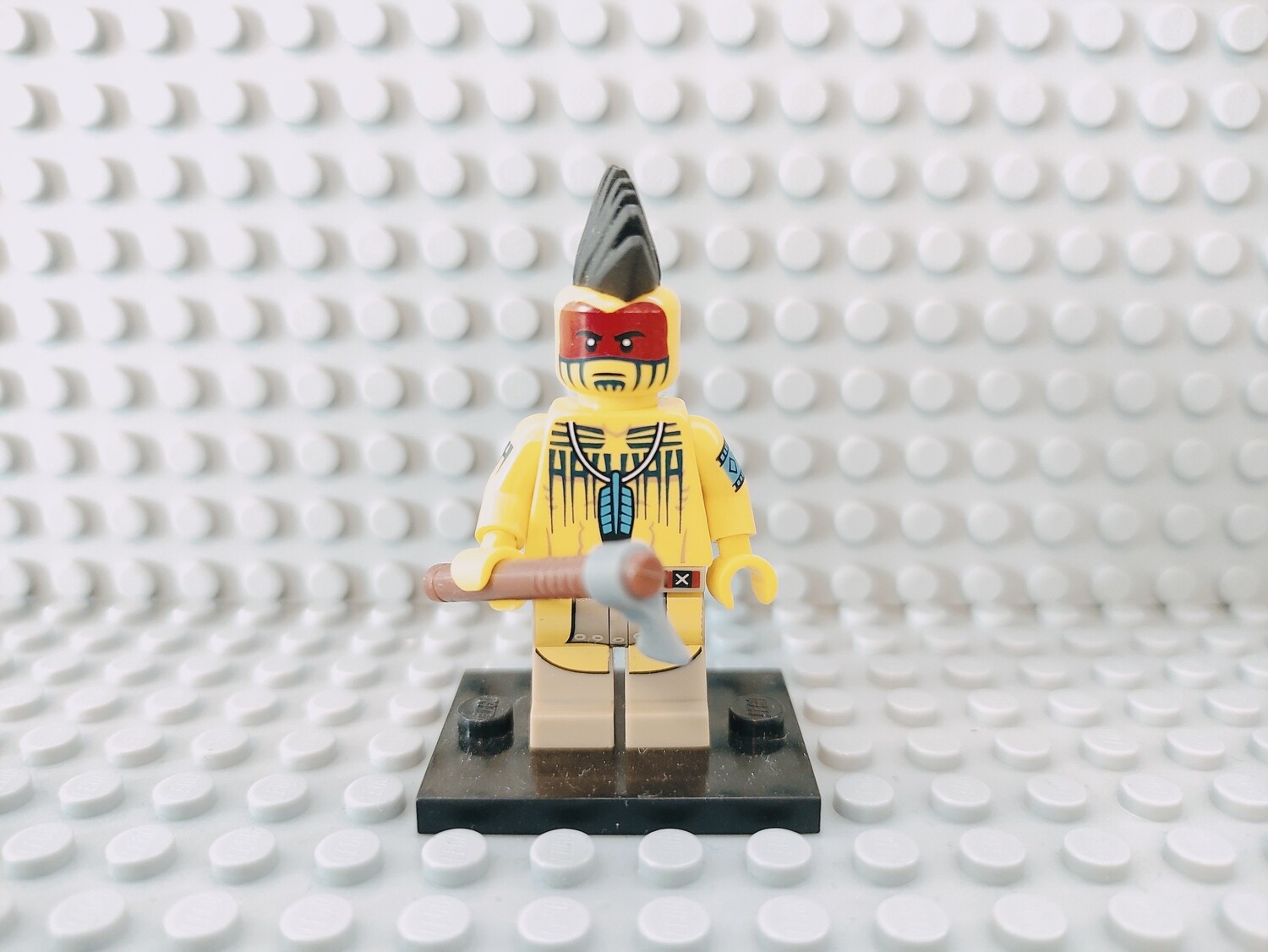 Lego Minifigures Series 10 Tomahawk Warrior