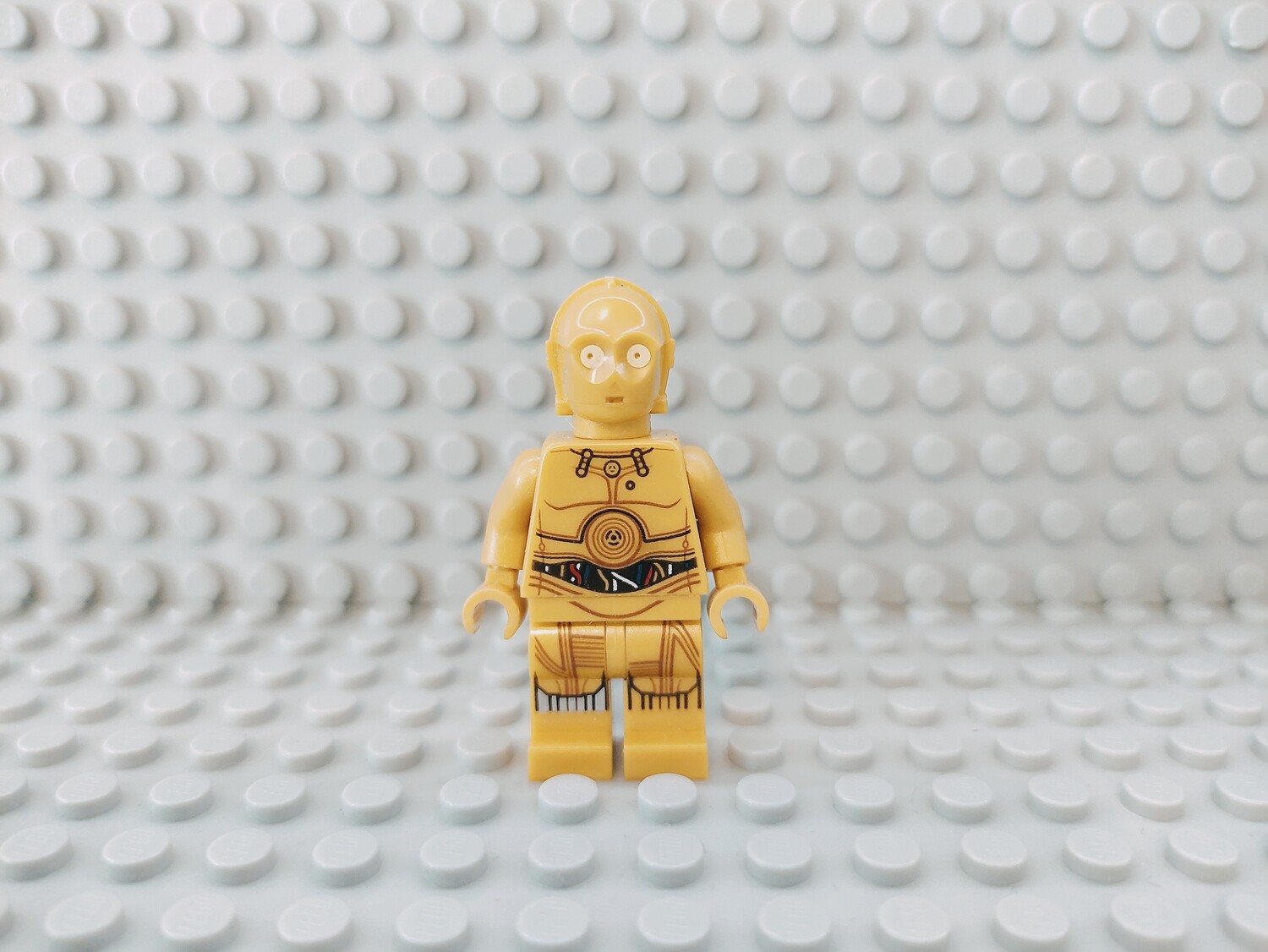 Lego Star Wars Minifigur C-3PO - Colorful Wires