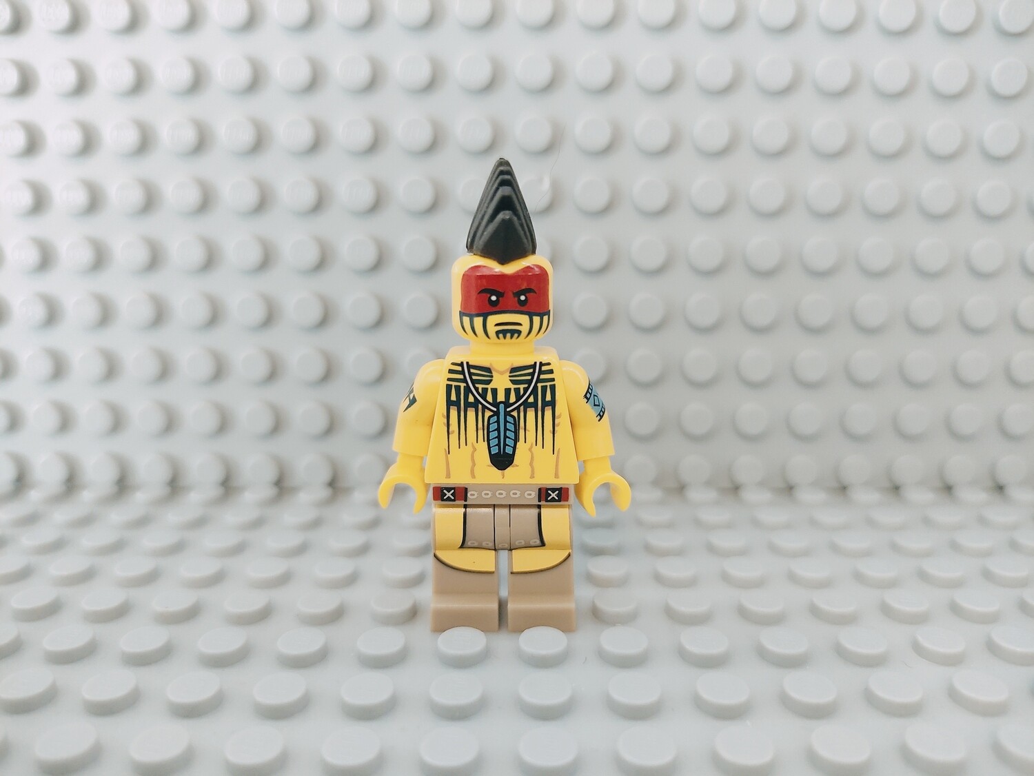 Lego Minifigures Series 10 Tomahawk Warrior