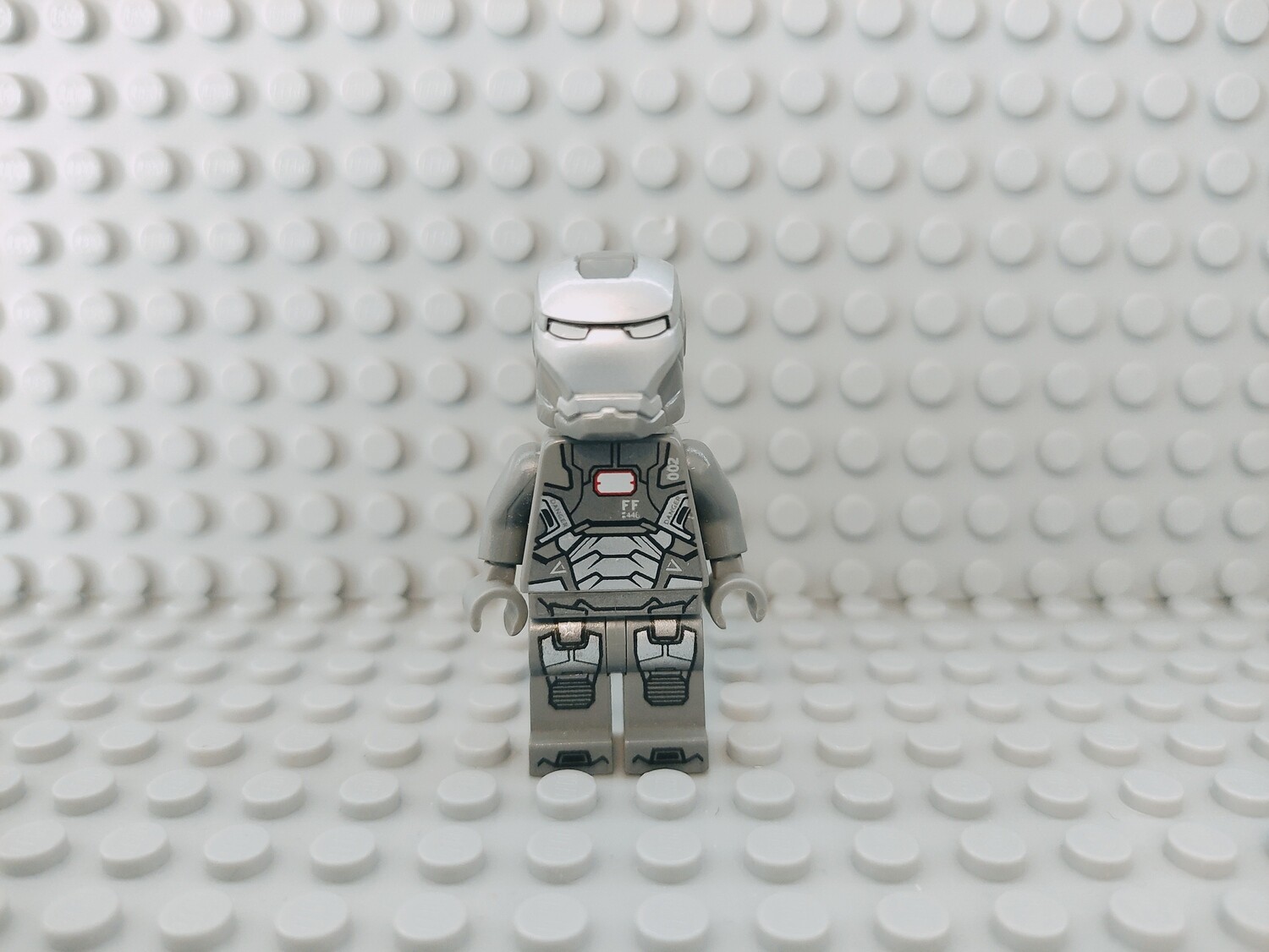 Lego Super Heroes Minifigur War Machine