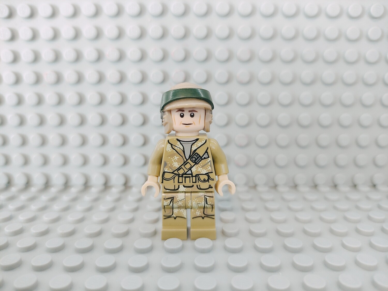Lego Star Wars Minifigur Endor Rebel Trooper 1