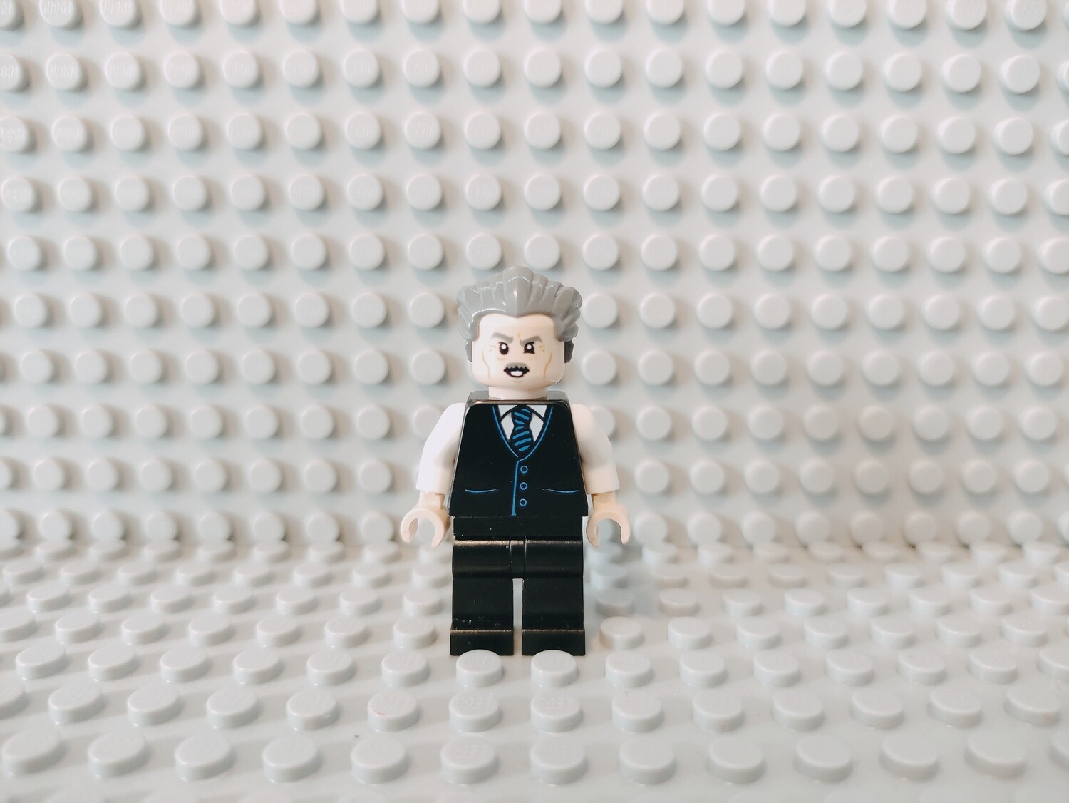 Lego Super Heroes Minifigur J. Jonah Jameson