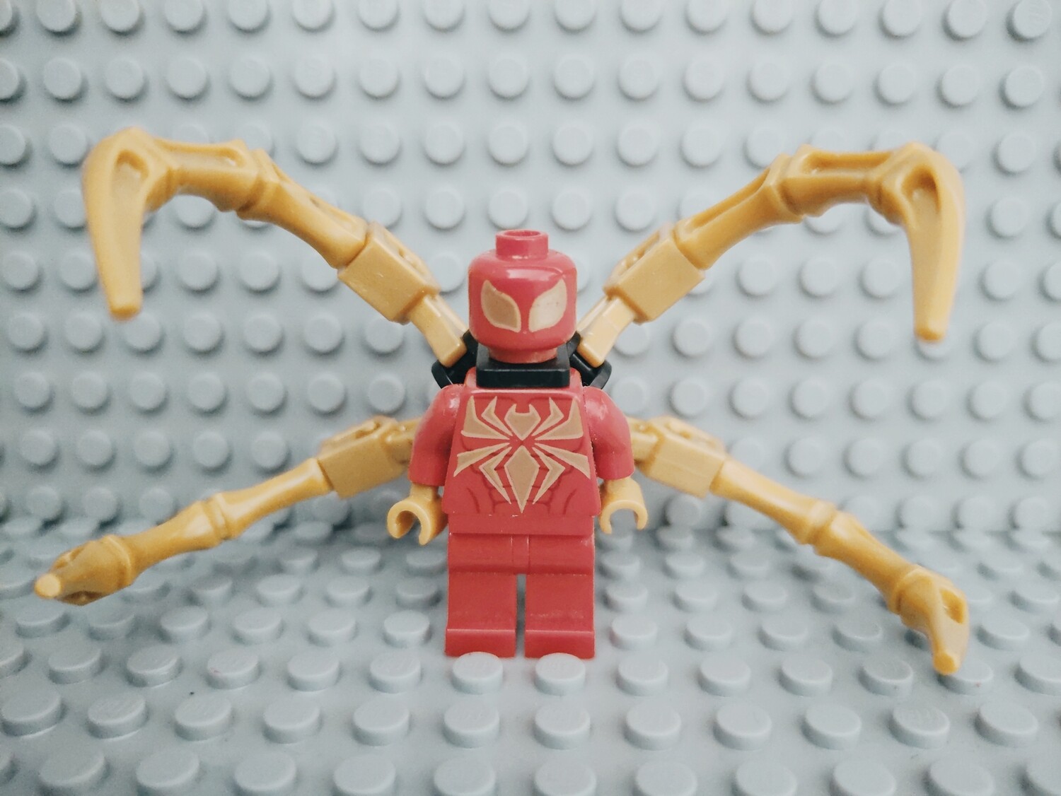 Lego Super Heroes Minifigur Iron Spider