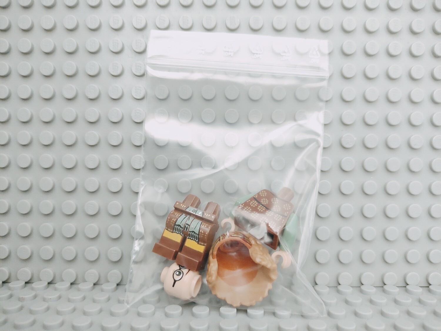 Lego Harry Potter Minifigur Professor Sybill Trelawney