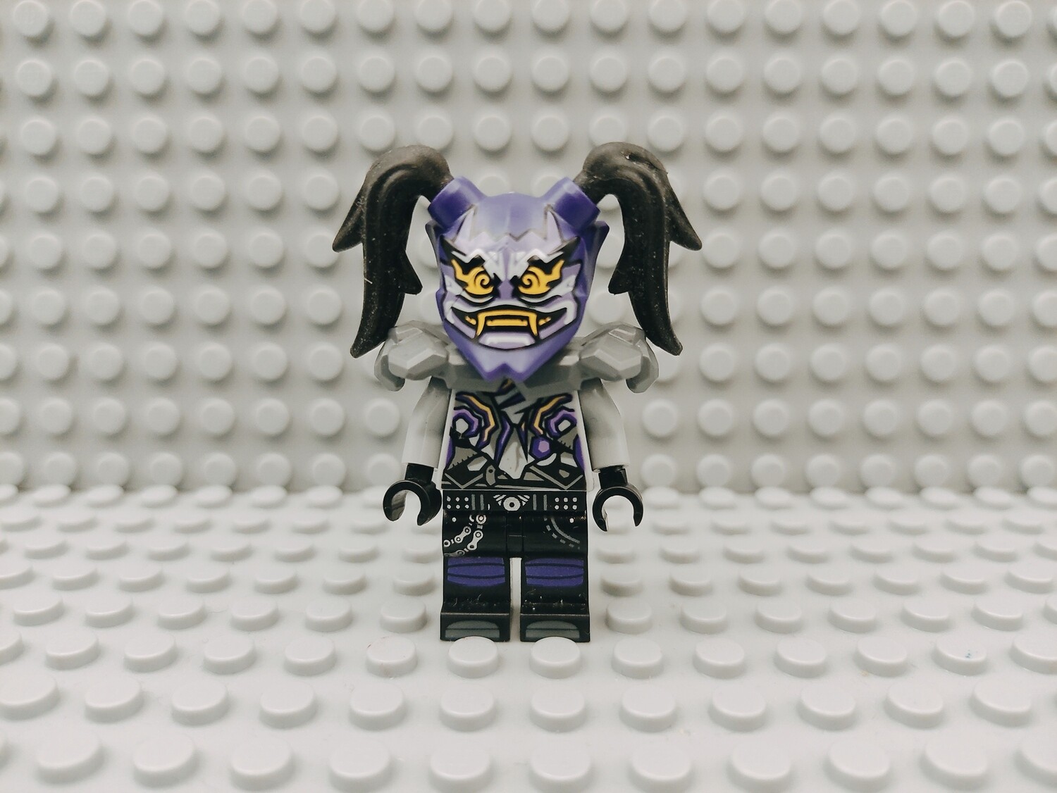 Lego Ninjago Minifigur Ultra Violet