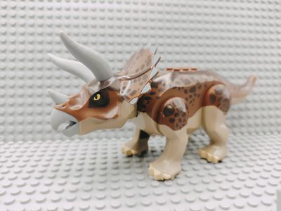Lego Tiere Dinosaurier Triceratops