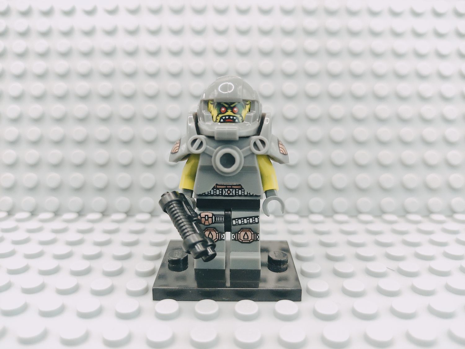 Lego Minifigures Minifigur Alien Avenger Series 9