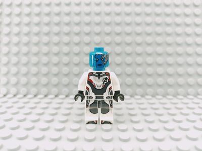 Lego Super Heroes Minifigur Nebula