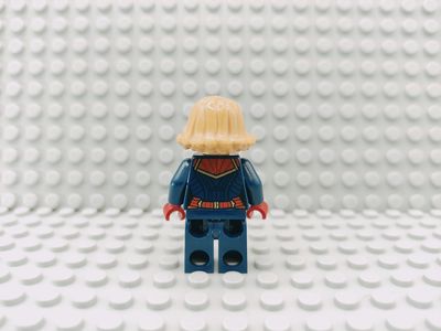 Lego Super Heroes Minifigur Captain Marvel