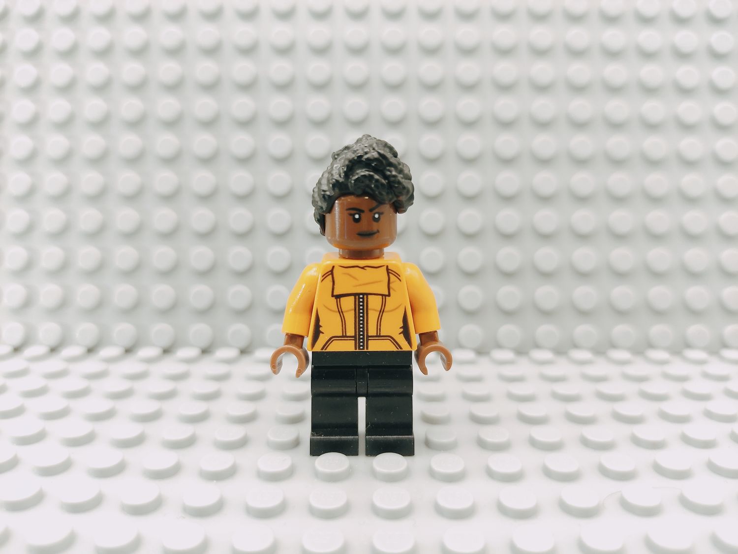 Lego Super Heroes Minifigur Golden Shuri