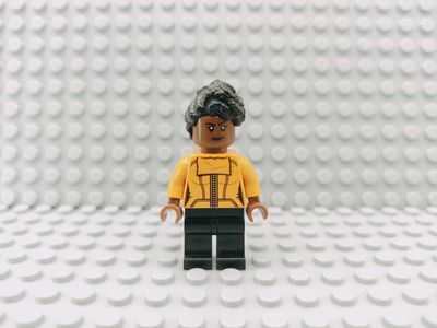 Lego Super Heroes Minifigur Golden Shuri