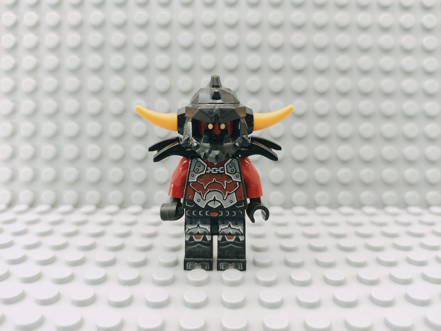 Lego Nexo Knights Minifigur Ash Attacker