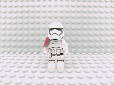 Lego Star Wars Minifigur First Order Stormtrooper Officer