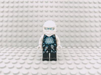 Lego Ninjago Minifigur Zane Possession