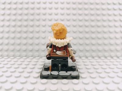 Lego Minifigures Dungeons &amp; Dragons Dwarf Barbarian
