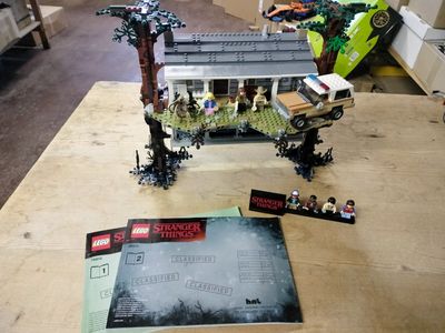 Lego Stranger Things 75810 Upside Down