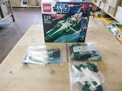 Lego Star Wars 9498 Saesee Tiin's Jedi Starfighter in OVP