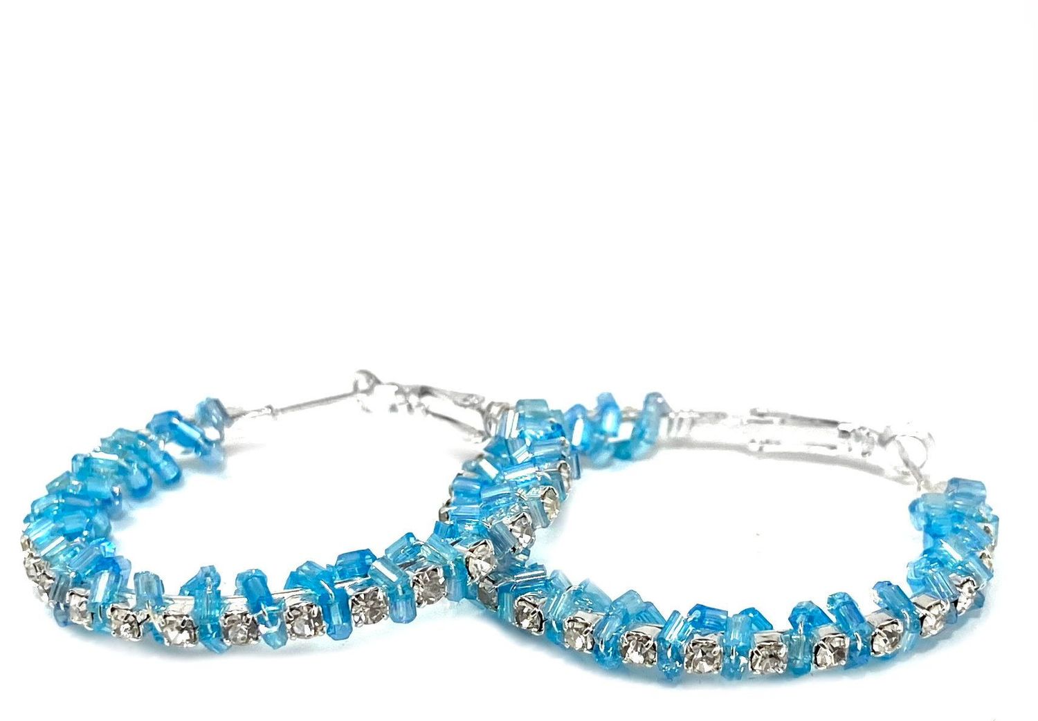 1 Paar Creolen mit Glitzerperlen und Strass Blau Silber 8cm oder 4,5cm