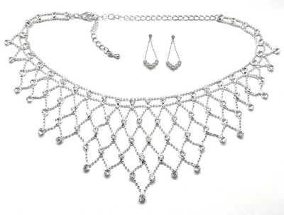 3teiliges Modeschmuck Set Halskette und Ohrringe Strass Netz 45cm 3teiliges Modeschmuck Set Halskette und Ohrringe Strass Netz 45cm