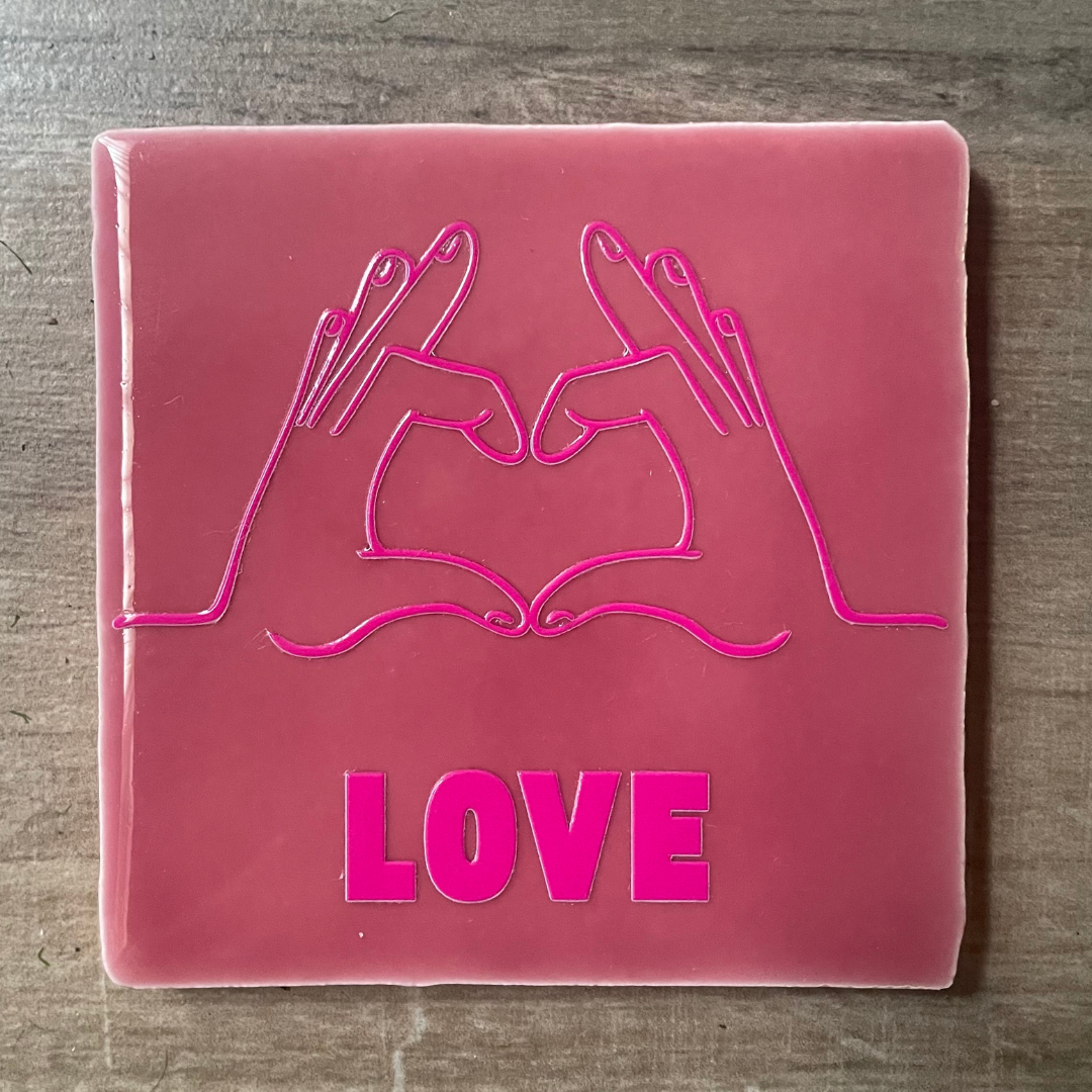 Tegel Roze LOVE Roze
