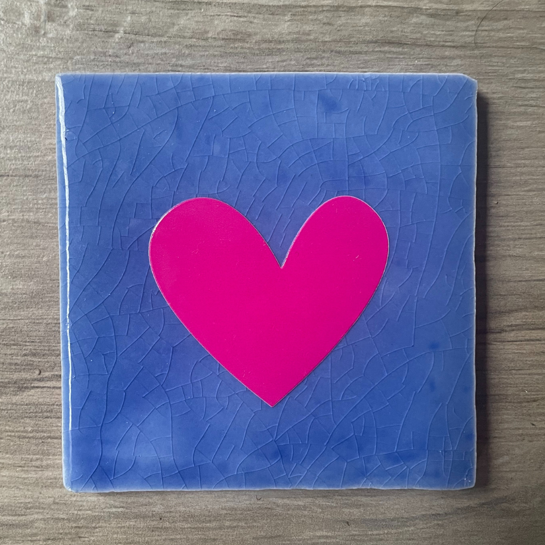 Tegel Blauw Hartje Roze