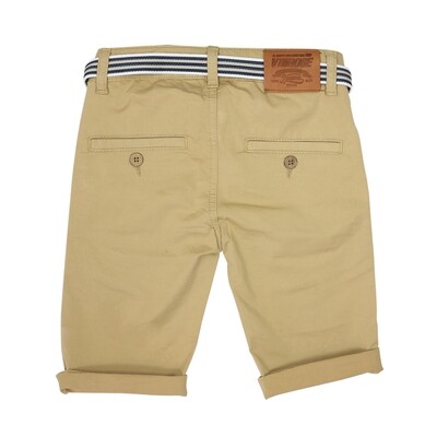 Kurze Hose in beige mit Gürtel