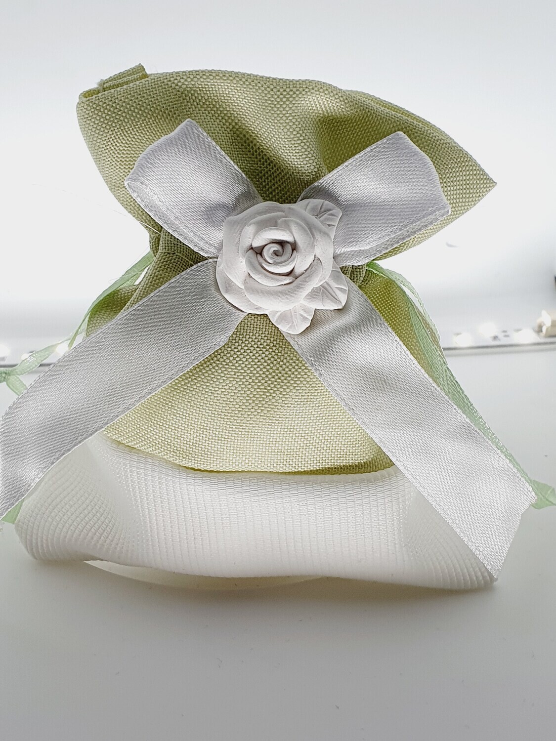 ROMANTIC GREEN