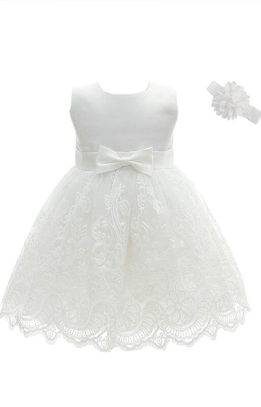 SPITZENKLEID