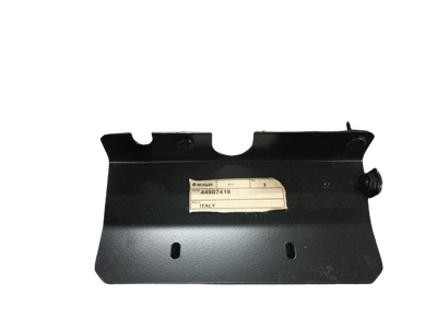 Staffa supporto fanalino posteriore DESTRO Staffa supporto fanalino posteriore DESTRO