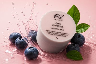 Lash removers