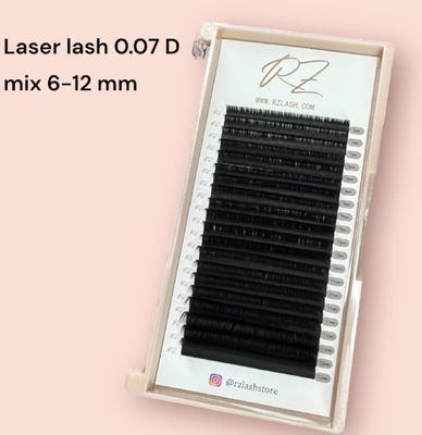 Laser lashes for wet effect