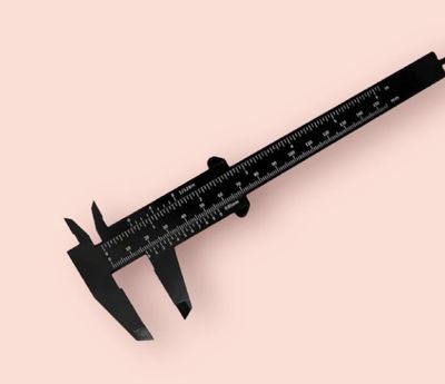 Eyebrow measuring tool