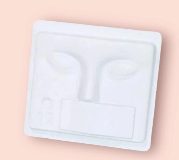 Plastic training tray